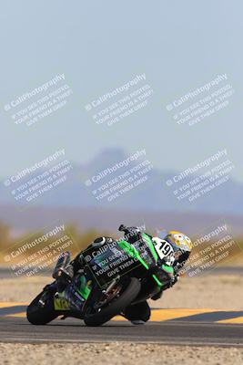 media/Mar-21-2025-CVMA Friday Practice (Fri) [[30cd4fe323]]/4-Racer 3/Session 6 (Turn 15)/